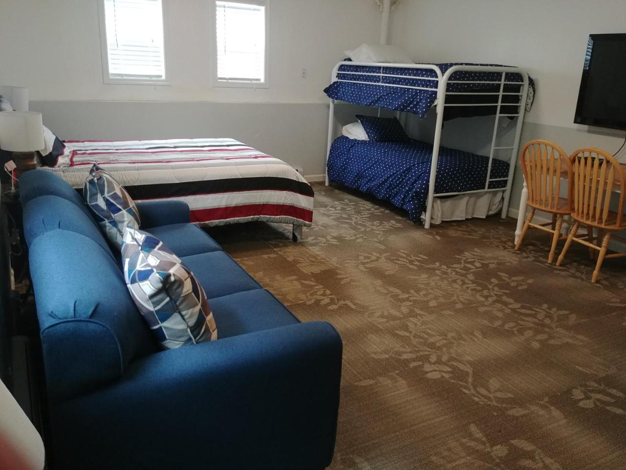 Arctic Adventure Hostel Anchorage Bagian luar foto