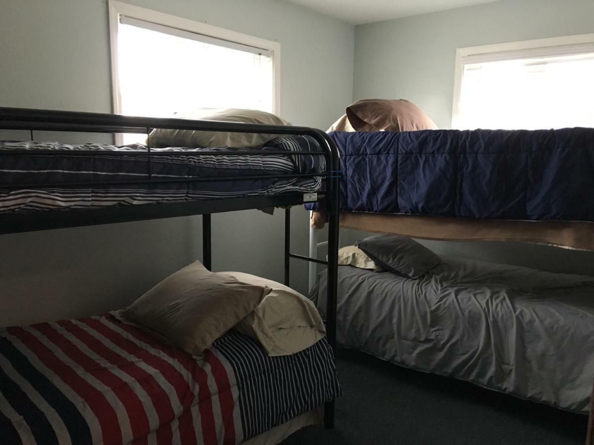 Arctic Adventure Hostel Anchorage Bagian luar foto